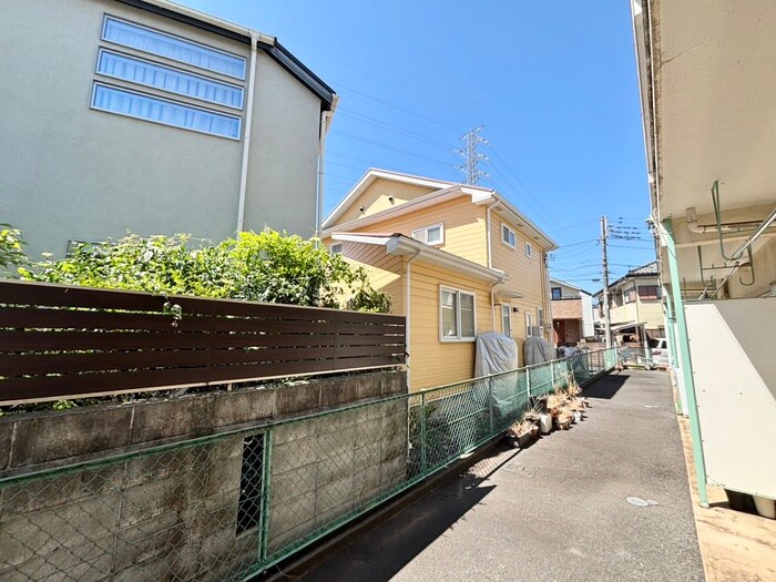 物件内観写真14　(室内からの展望)