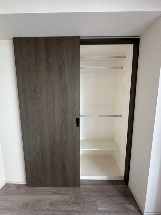 物件内観写真6　(収納)