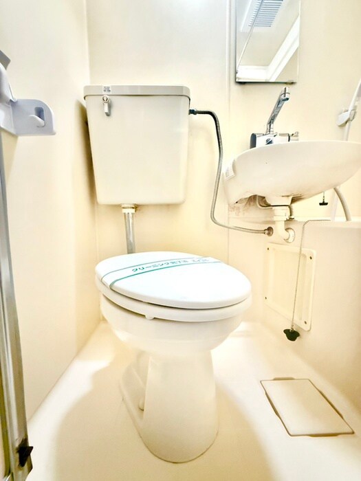 物件内観写真14　(トイレ)