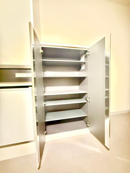 物件内観写真16　(靴箱)