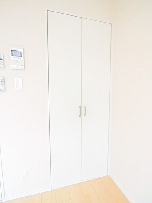 物件内観写真10　(収納)