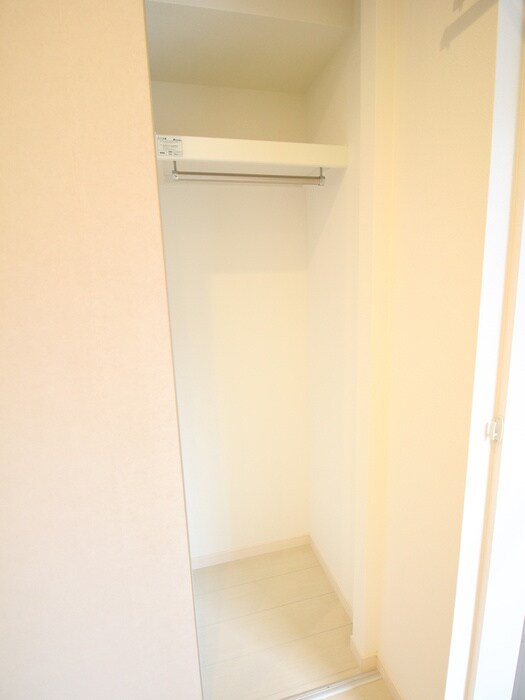 物件内観写真15　(収納)