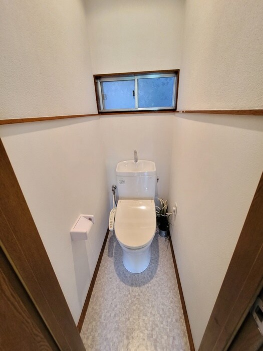 物件内観写真12　(トイレ)