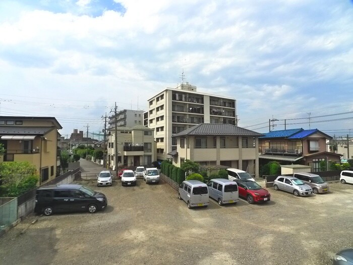 物件内観写真22　(室内からの展望)