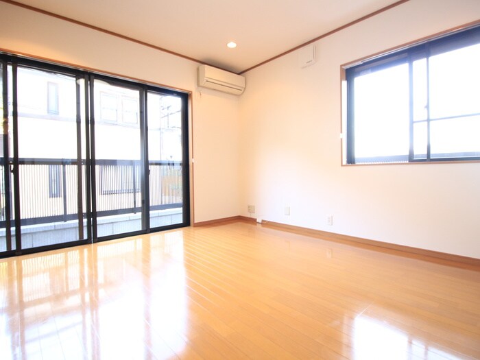 物件内観写真5　(居室)