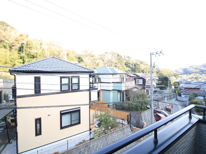 物件内観写真13　(室内からの展望)