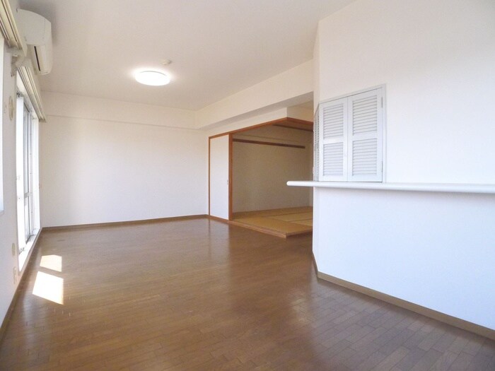 サンパセオ新柏E号棟（806）の居室