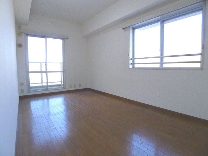 サンパセオ新柏E号棟（806）の居室