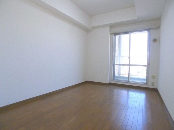 サンパセオ新柏E号棟（806）の居室