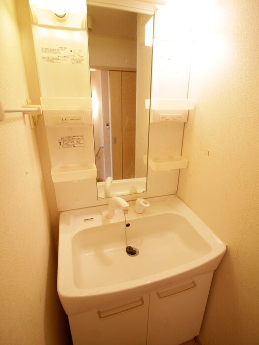 物件内観写真9　(洗面)