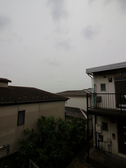 物件内観写真17　(室内からの展望)