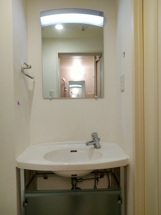 物件内観写真13　(洗面)