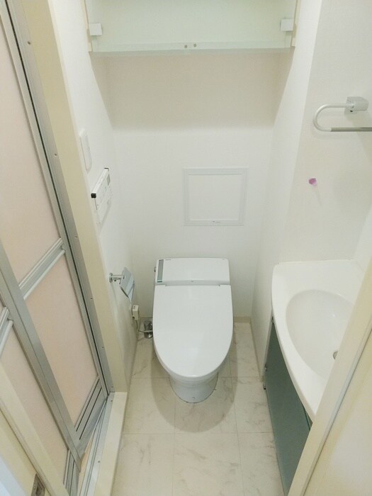 物件内観写真16　(トイレ)