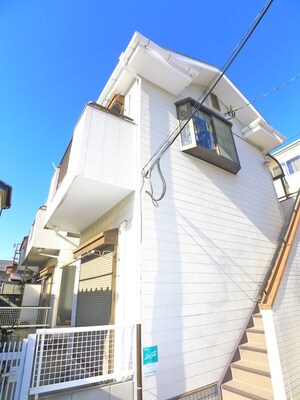 アルトピエドラ１番館外観写真