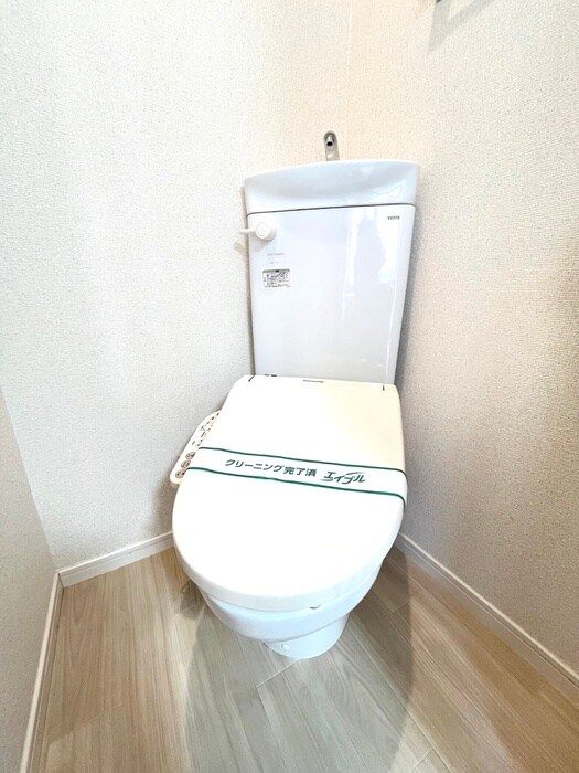 物件内観写真11　(トイレ)