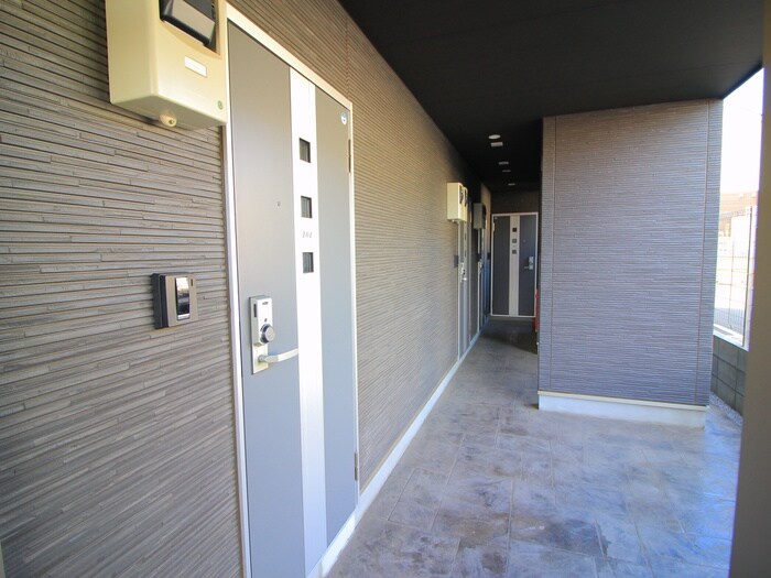 物件外観写真3　(外観写真)