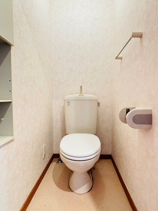 物件内観写真9　(トイレ)