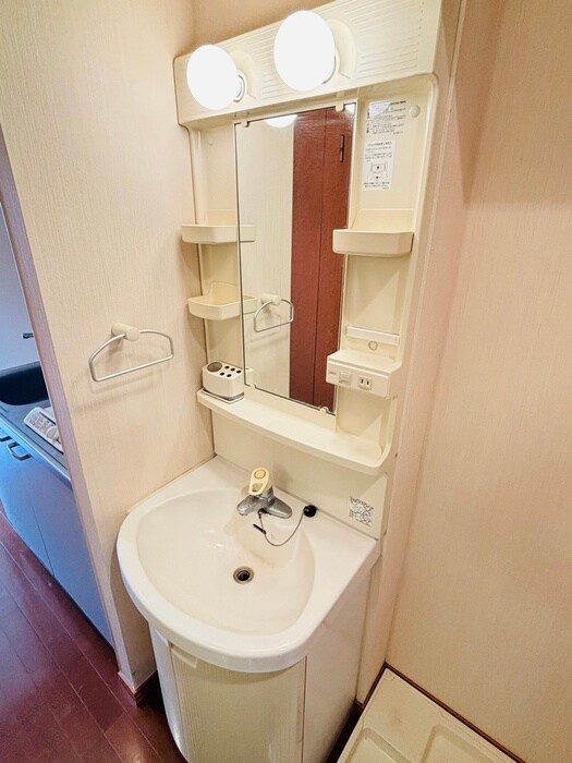 物件内観写真11　(洗面)