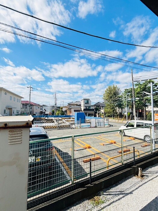 物件内観写真15　(室内からの展望)