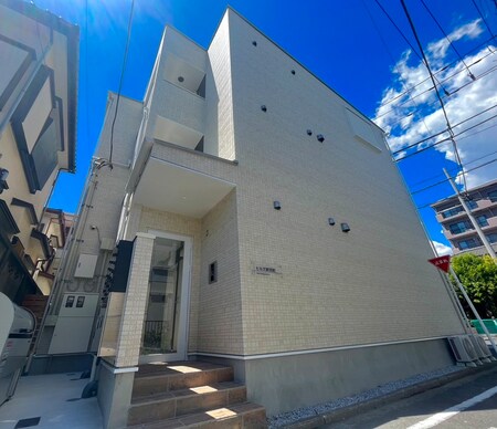 ヒルズ新羽町外観写真