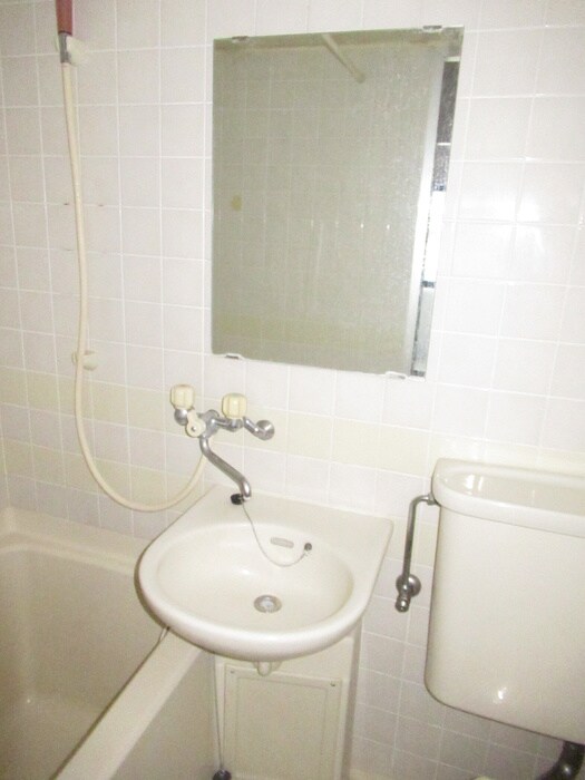 物件内観写真11　(洗面)