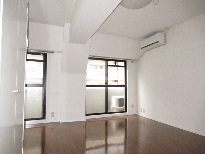 物件内観写真13　(居室)