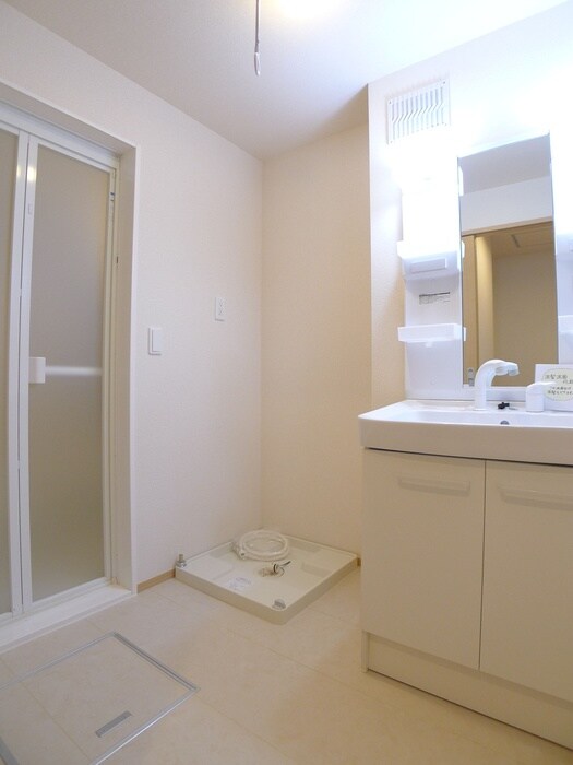 物件内観写真12　(洗面)