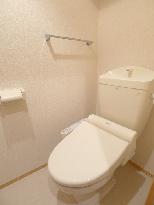 物件内観写真13　(トイレ)