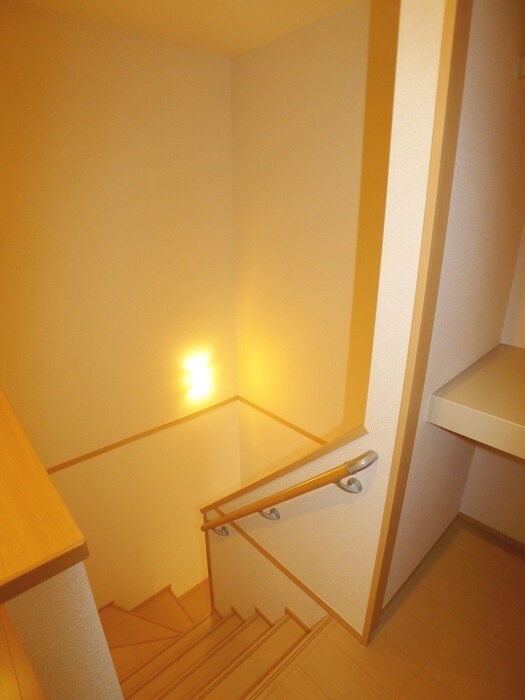 物件内観写真15　(廊下)