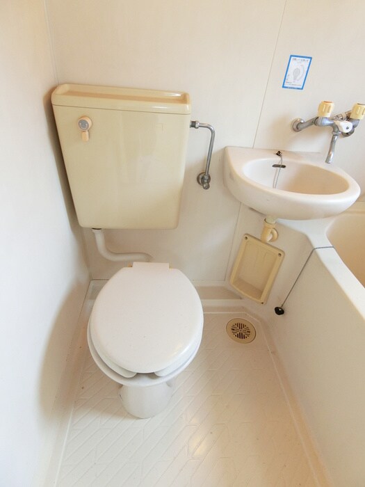 物件内観写真13　(トイレ)