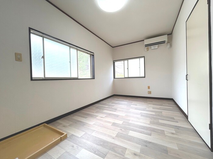 物件内観写真21　(居室)