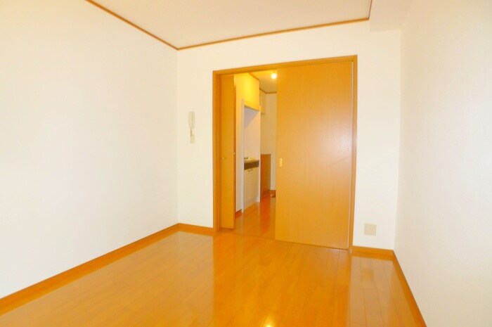 物件内観写真10　(居室)