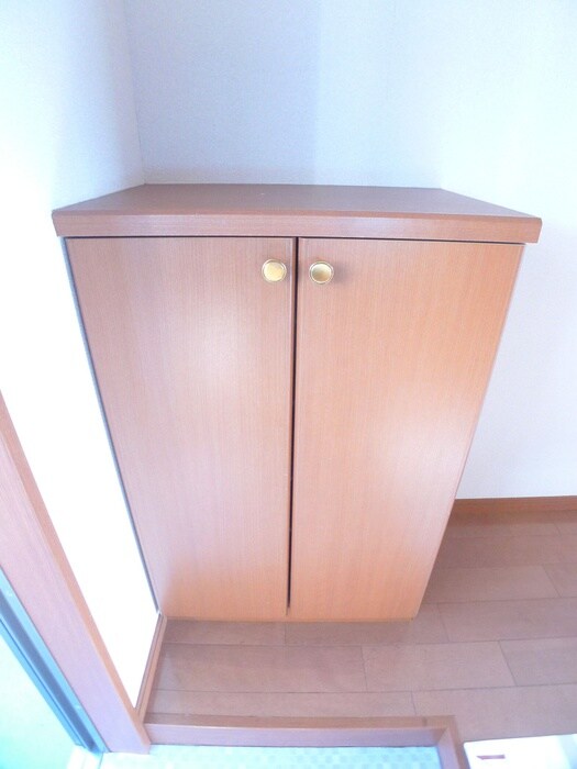 物件内観写真15　(靴箱)