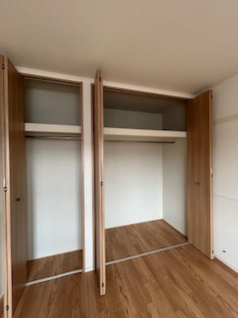 物件内観写真15　(収納)