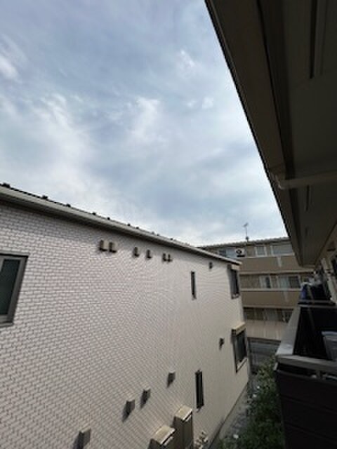 物件内観写真18　(室内からの展望)