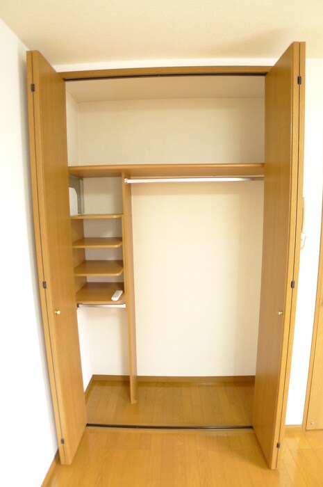 物件内観写真8　(収納)