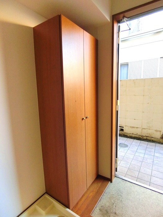 物件内観写真15　(収納)