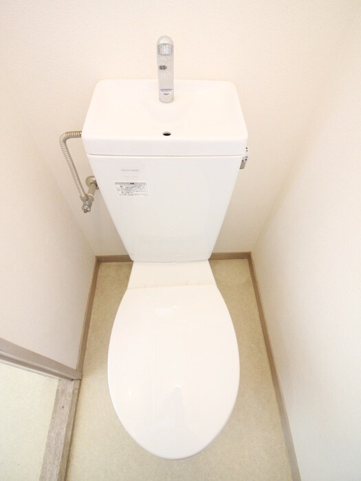 物件内観写真9　(トイレ)