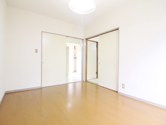 物件内観写真14　(居室)