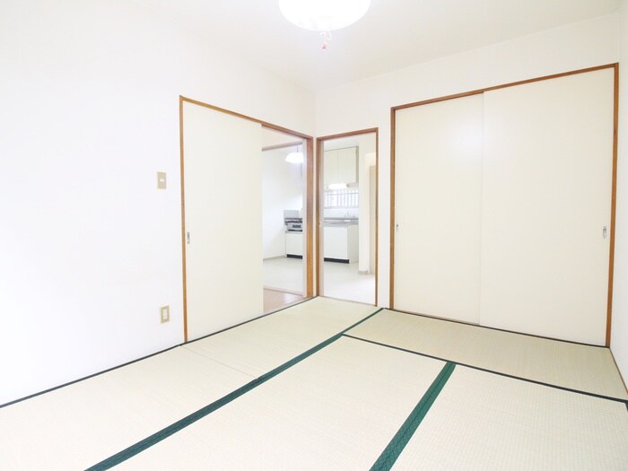 物件内観写真16　(居室)