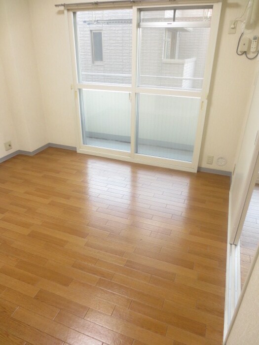 物件内観写真11　(居室)