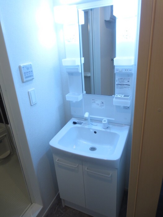物件内観写真10　(洗面)