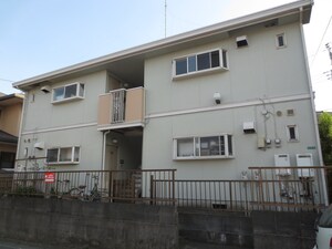 ファミリ－コ－ポ甘草外観写真