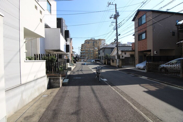 物件外観写真5　(周辺環境)