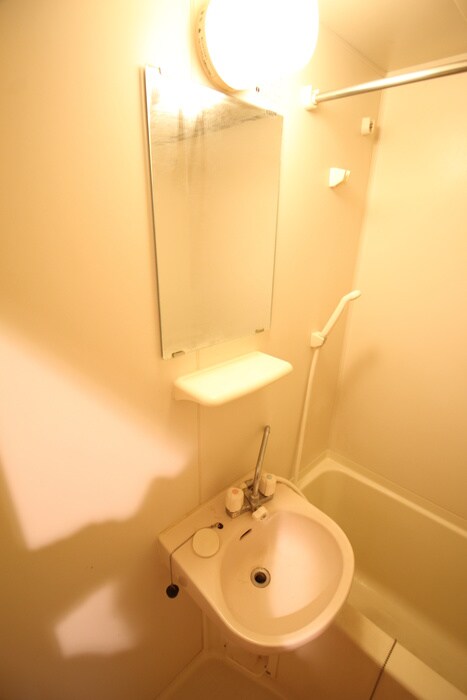 物件内観写真12　(洗面)