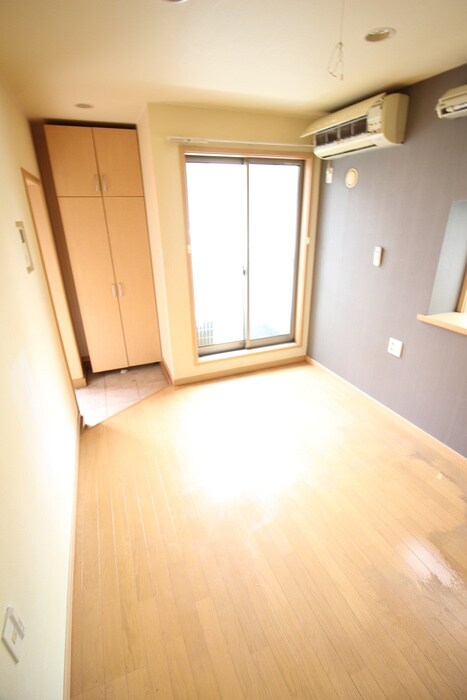 物件内観写真18　(居室)