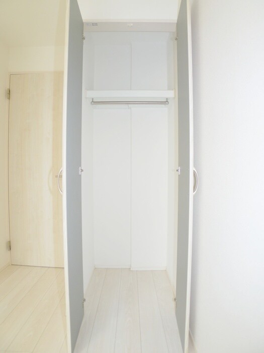 物件内観写真12　(収納)