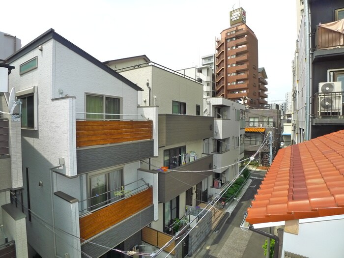 物件内観写真22　(室内からの展望)