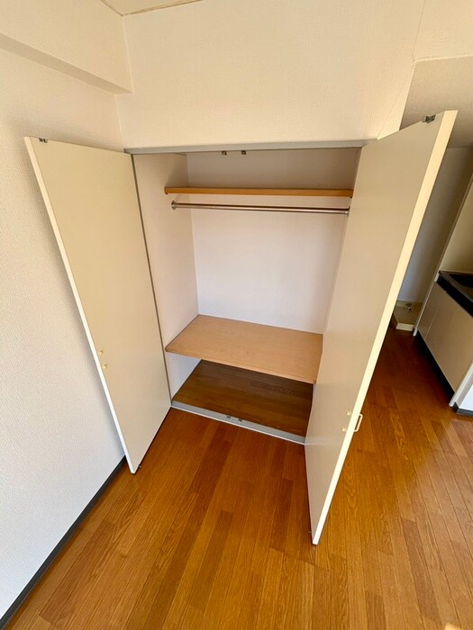 物件内観写真18　(収納)