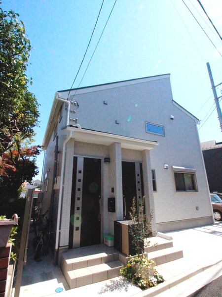 成田西2丁目賃貸併用住宅外観写真